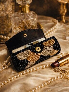 Vintage 1950s Beaded Lipstick Vanity Case w/Mirror